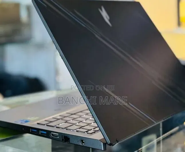 New Laptop Acer Nitro V 15 16GB Intel Core i5 SSD 512GB