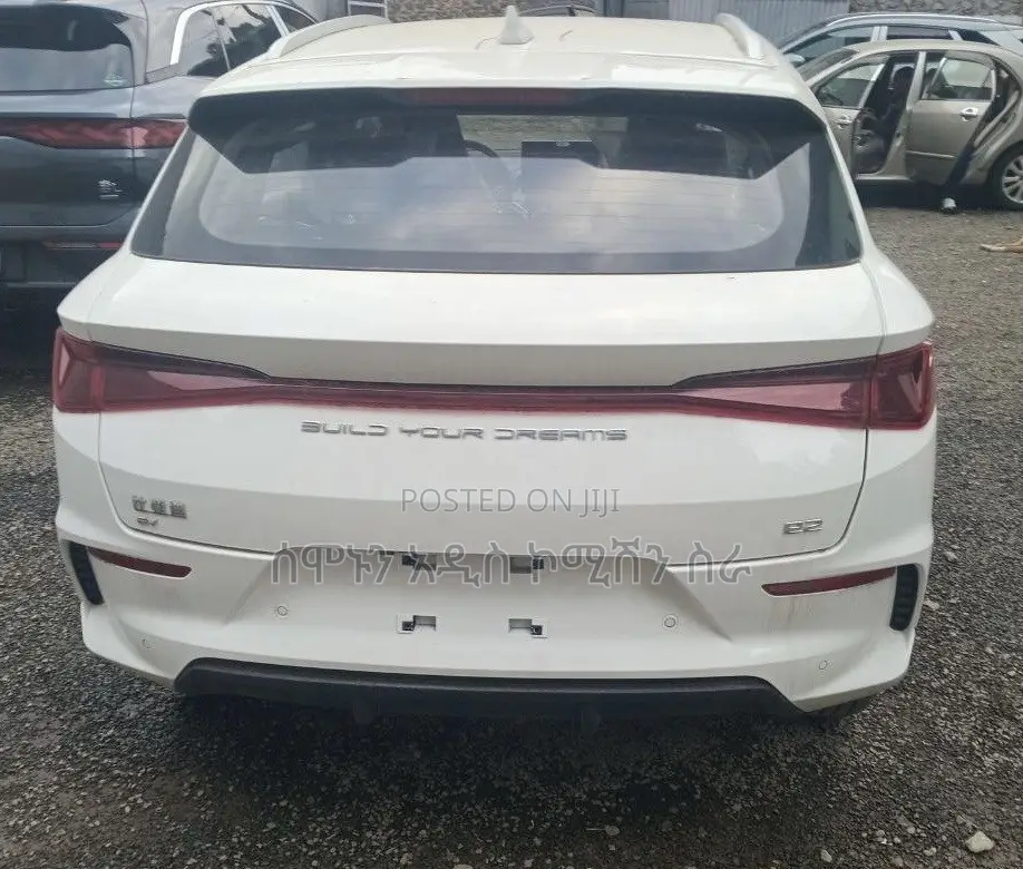 New BYD E2 43 kWh 94 hp FWD 2025 White
