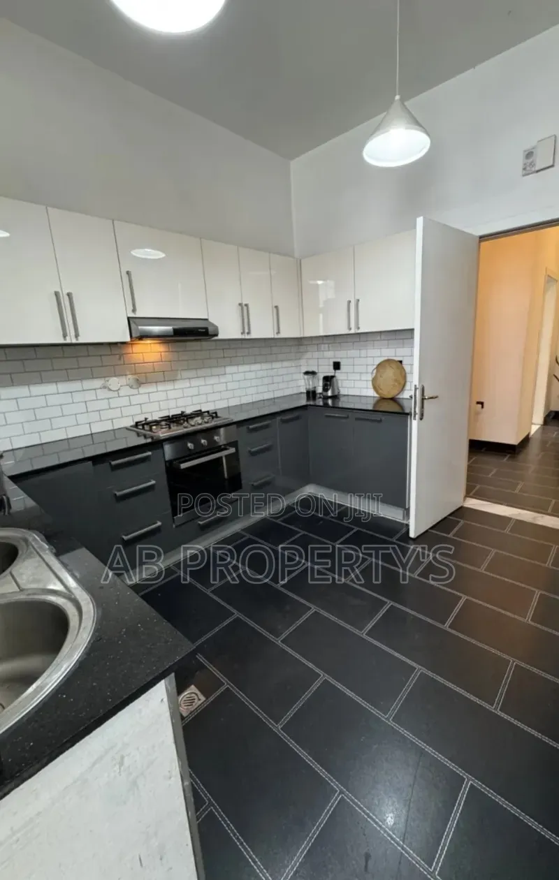 Furnished 3bdrm Apartment in ቦሌ ብራስ, Bole for sale