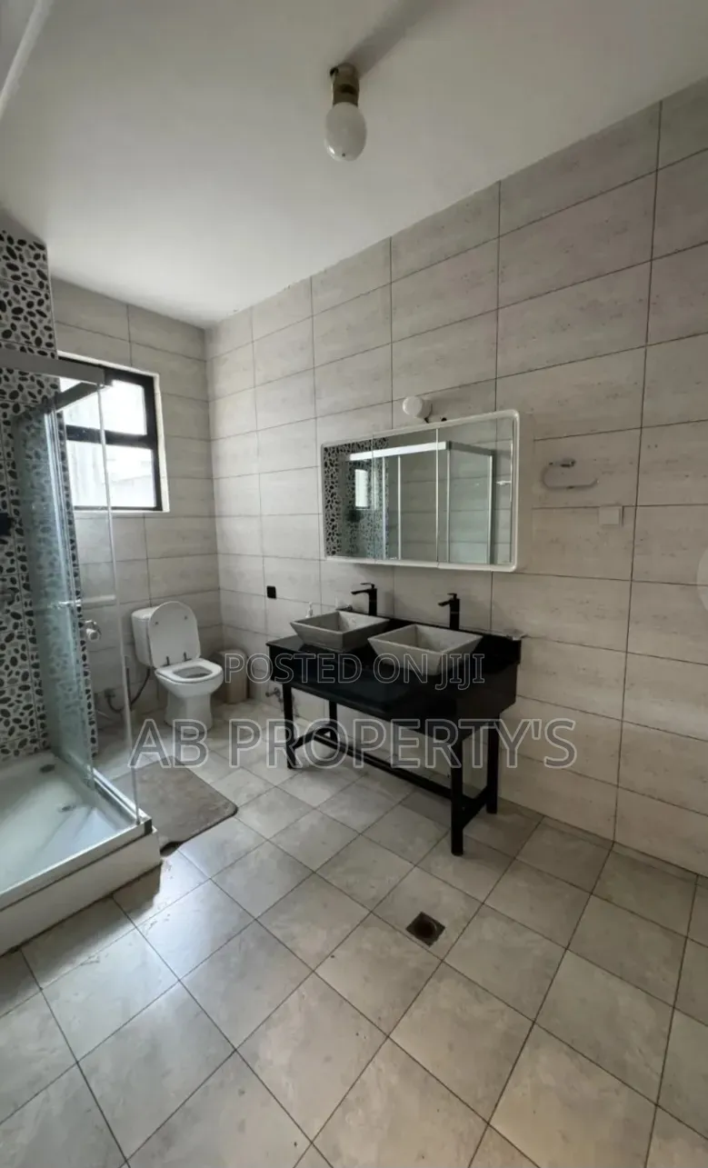Furnished 3bdrm Apartment in ቦሌ ብራስ, Bole for sale