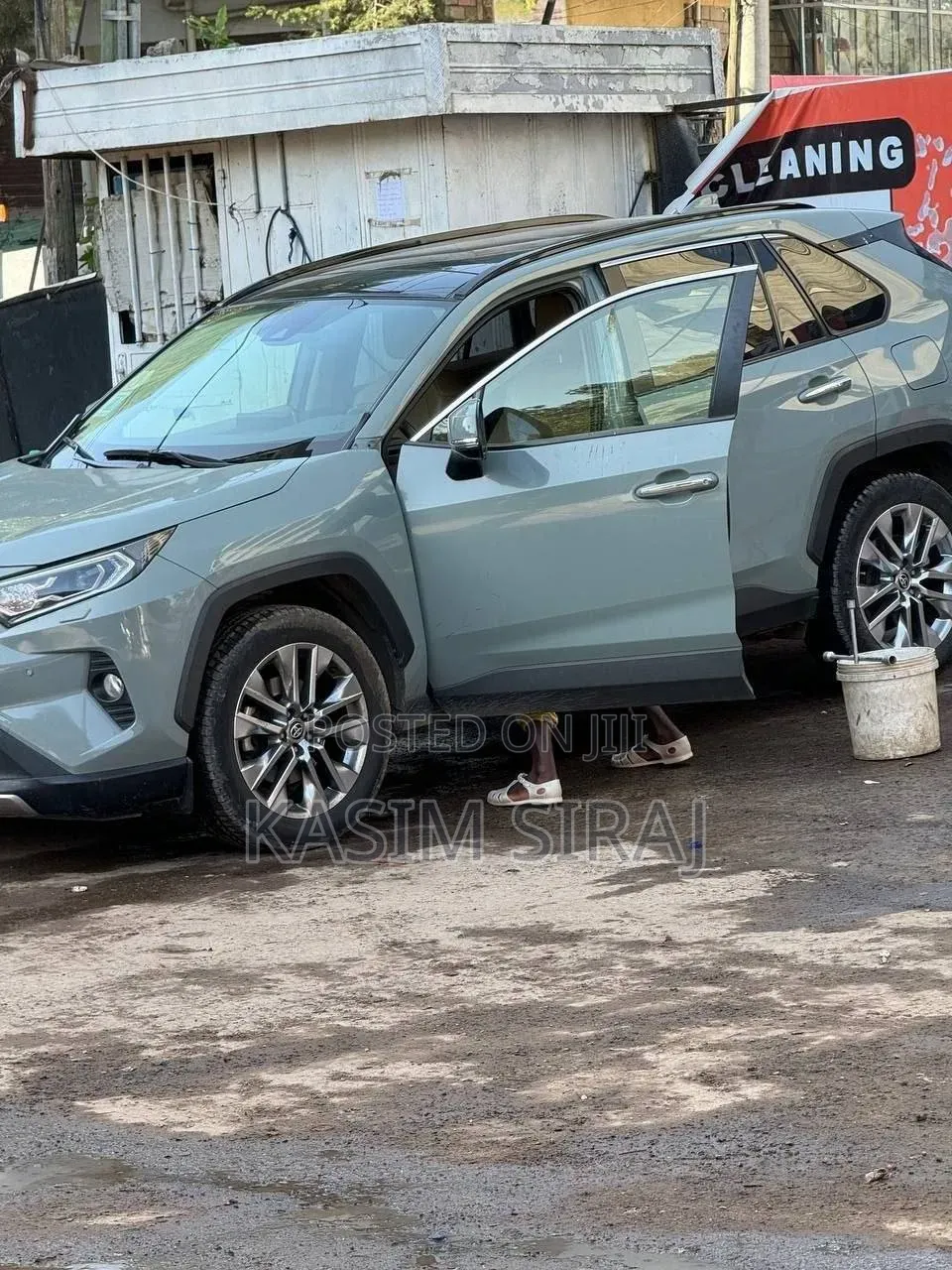 Toyota RAV4 Adventure 2021 Blue