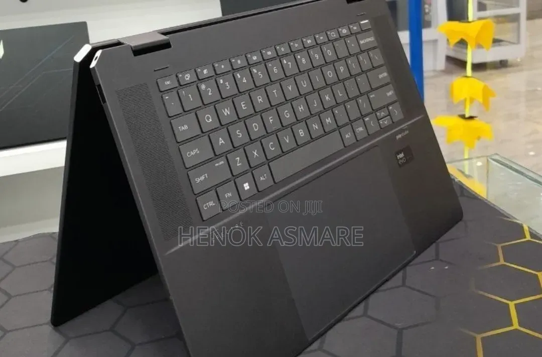 New Laptop HP Spectre X360 15 16GB Intel Core Ultra 7 SSD 1T