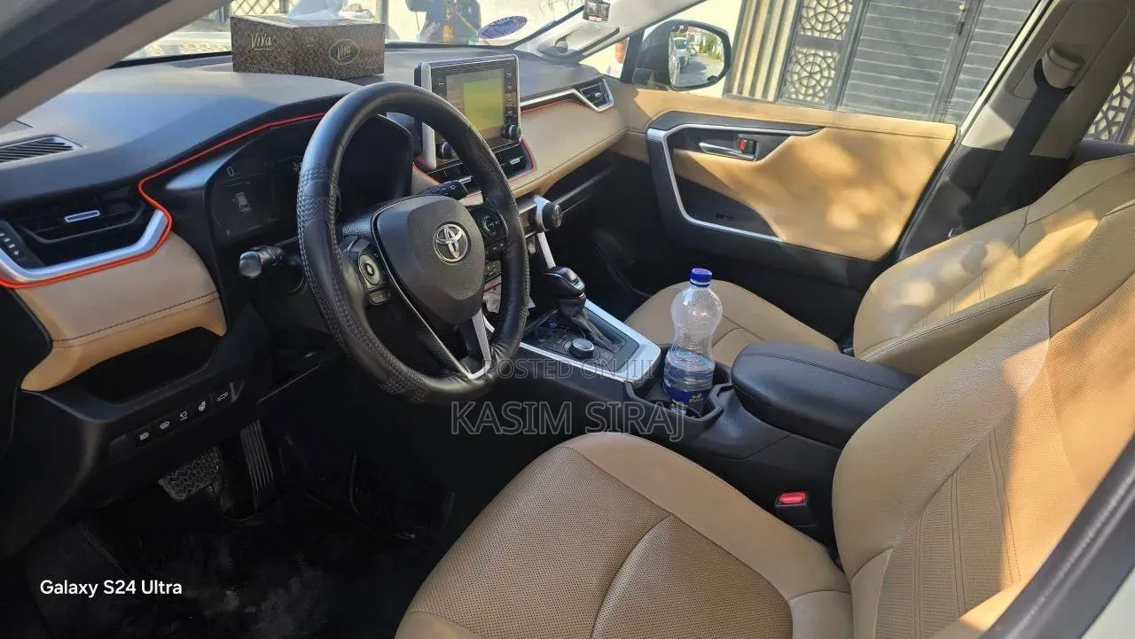 Toyota RAV4 Adventure 2021 Blue