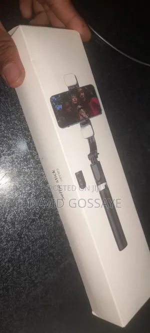 Pnitri Selfie Stick, Inbuilt Tripod and Light That Is Adjustable
