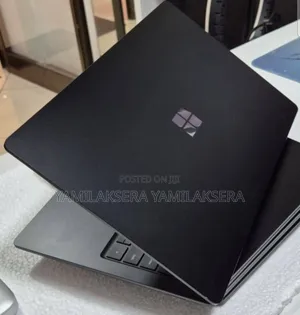 New Laptop Microsoft Surface Laptop 4 16GB Intel Core i7 SSD 512GB