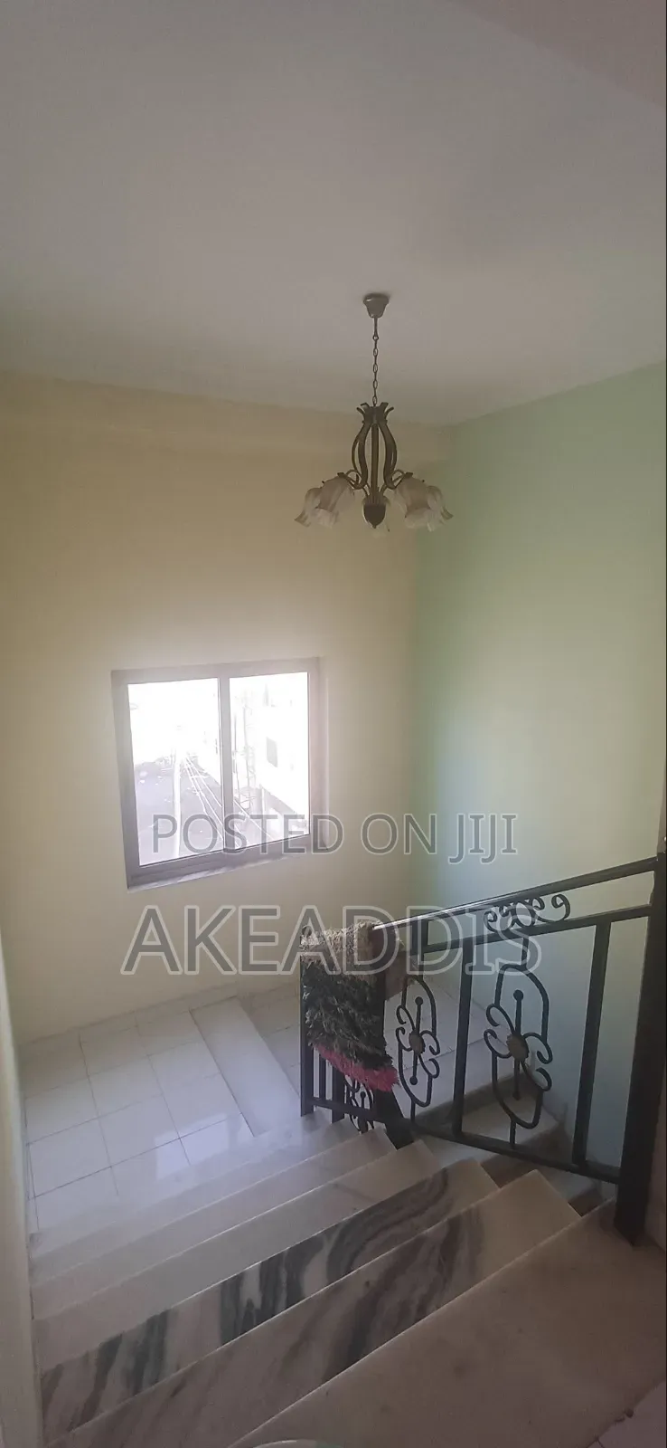 Furnished 6bdrm Townhouse/Terrace in ሰሚት 72, Bole for sale