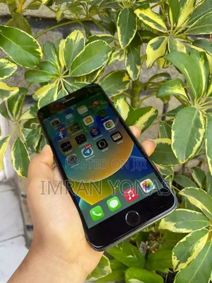 Apple iPhone 8 Plus 64 GB Black