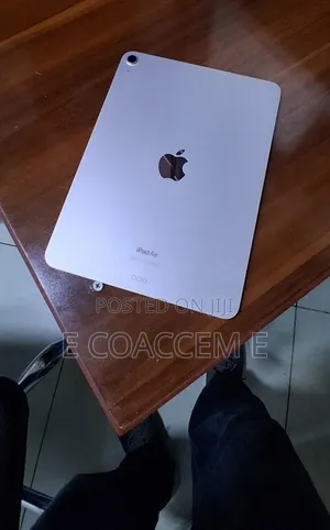 New Apple iPad 5 (2022) 64 GB