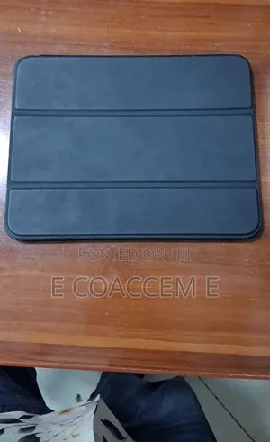 New Apple iPad 5 (2022) 64 GB