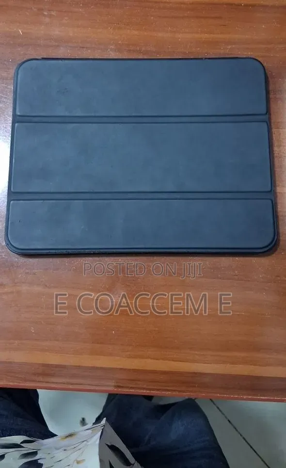 New Apple iPad 5 (2022) 64 GB