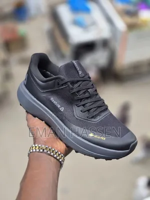 Reebok ኦርጅናል ጫማ