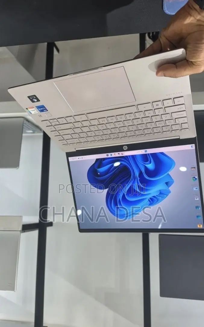 New Laptop HP 16GB Intel Core i7 SSD 512GB