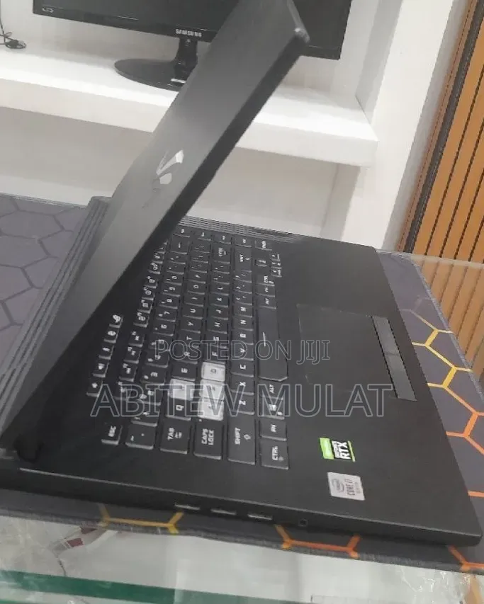 New Laptop Asus ROG Strix G15 16GB Intel Core i7 SSD 512GB
