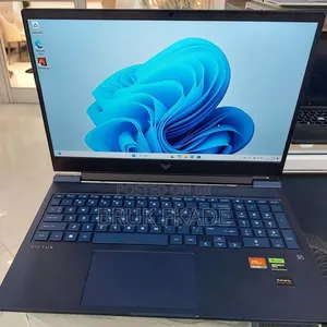 New Laptop HP Victus 16 8GB AMD Ryzen 7 SSD 1T