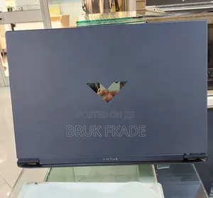 New Laptop HP Victus 16 8GB AMD Ryzen 7 SSD 1T