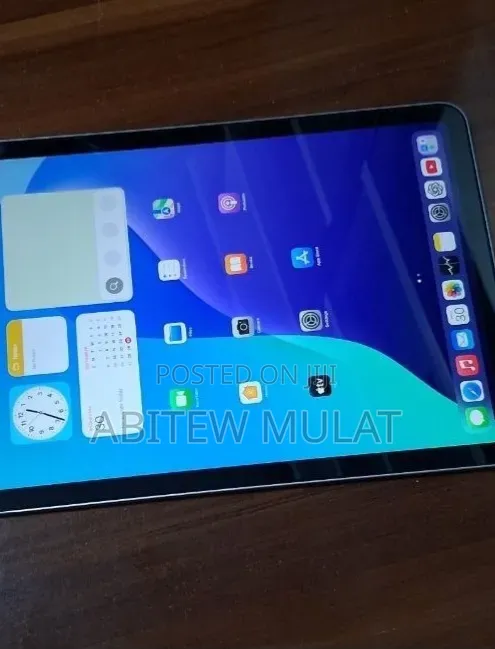 New Apple iPad Air 64 GB