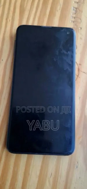 Samsung Galaxy S10e 128 GB Black
