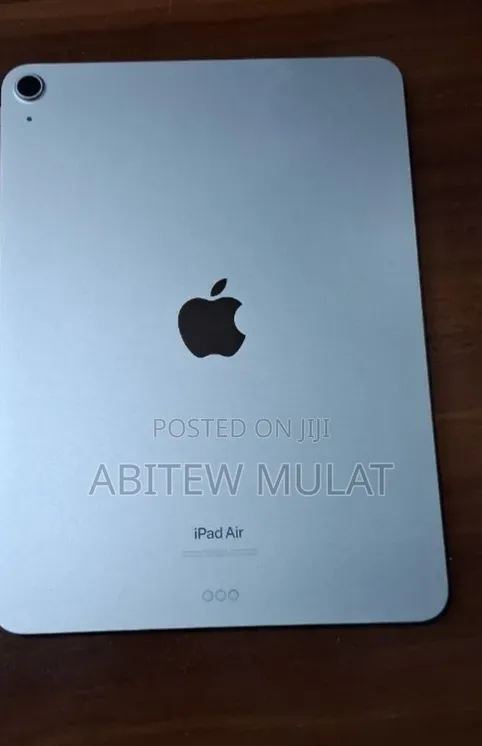 New Apple iPad Air 64 GB