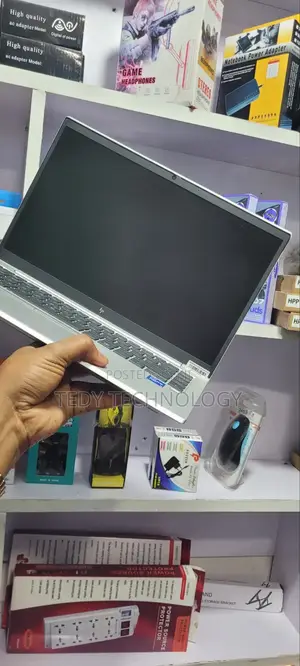 New Laptop HP EliteBook 840 16GB Intel Core i5 SSD 512GB
