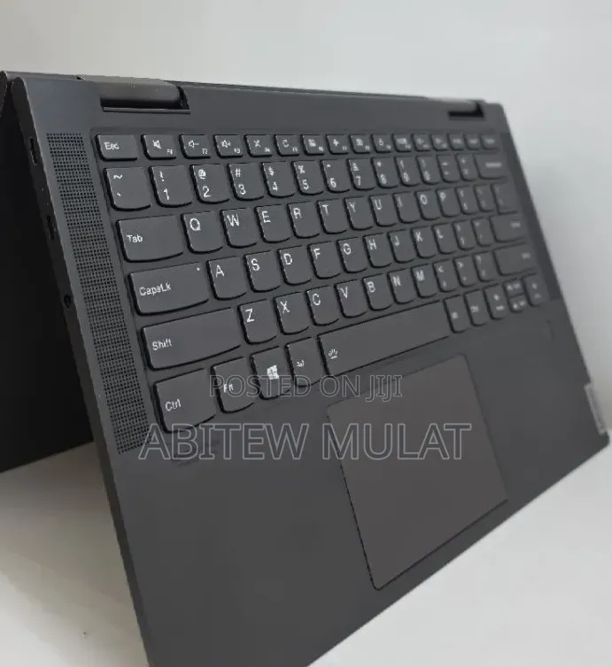 New Laptop Lenovo Yoga 710 16GB Intel Core i5 SSD 512GB