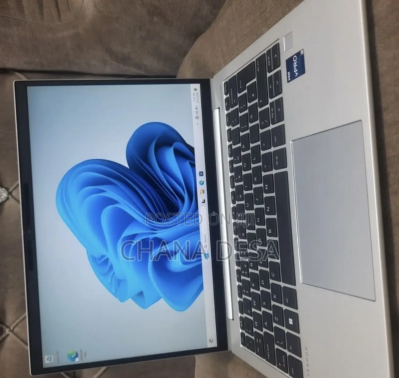 New Laptop HP EliteBook 840 G10 16GB Intel Core i5 SSD 512GB