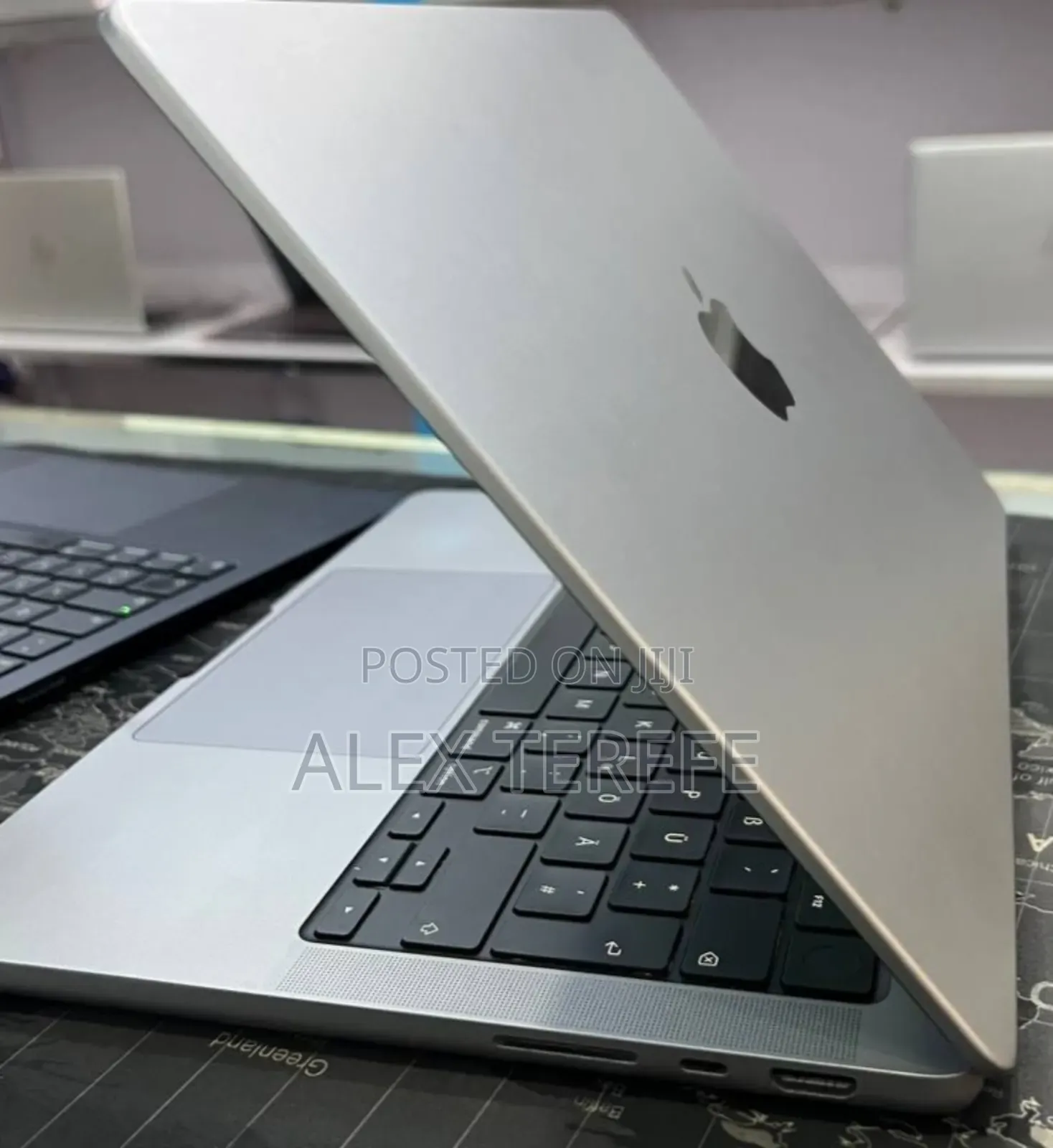 New Laptop Apple MacBook Pro 2021 M1 16GB Apple M1 Pro SSD 512GB