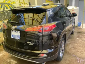 Toyota RAV4 2018 Gray