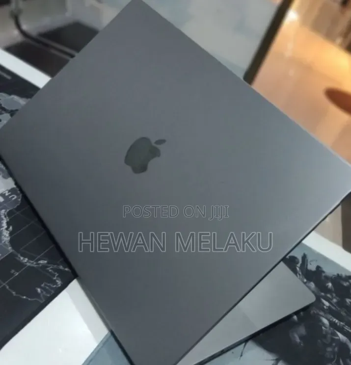 New Laptop Apple MacBook Pro 2021 M1 Max 64GB Apple M1 Max SSD 1T