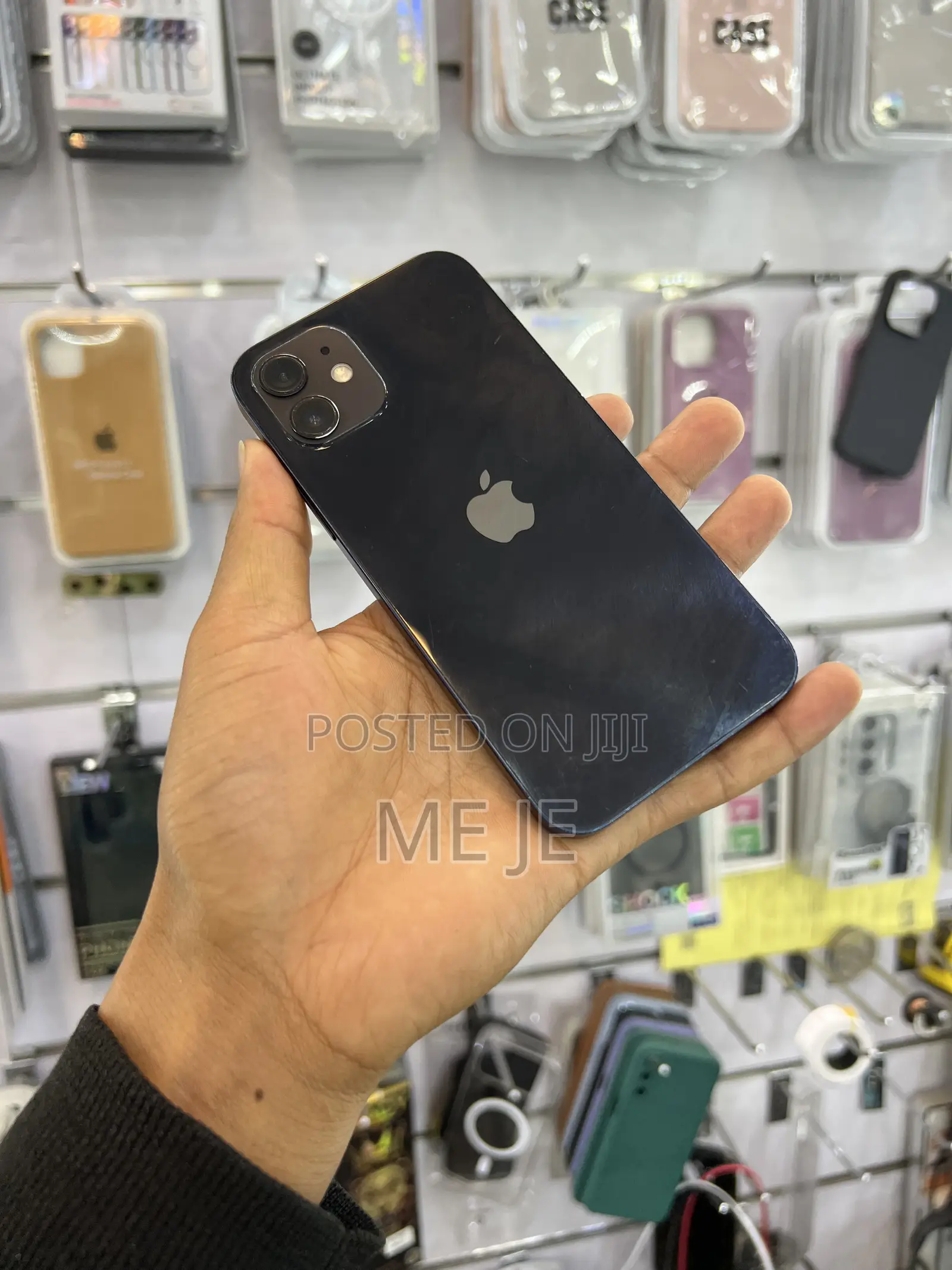 Apple iPhone 12 64 GB