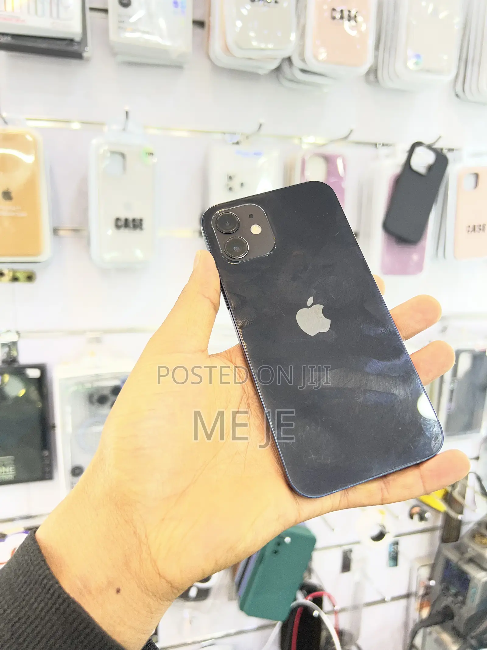 Apple iPhone 12 64 GB