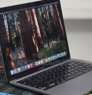 New Laptop Apple MacBook Pro 2020 M1 16GB Apple M1 Pro SSD 256GB