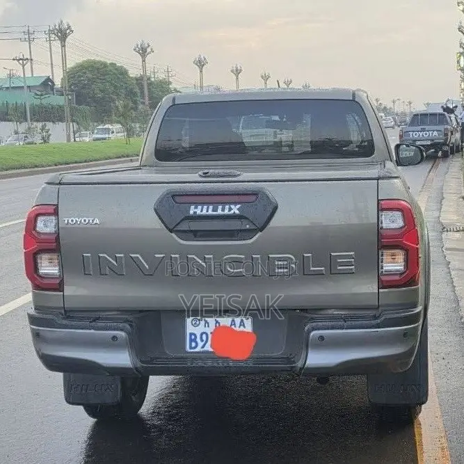 Toyota Hilux 2021 Gray