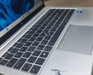 New Laptop HP EliteBook 840 G8 16GB Intel Core i5 SSD 512GB