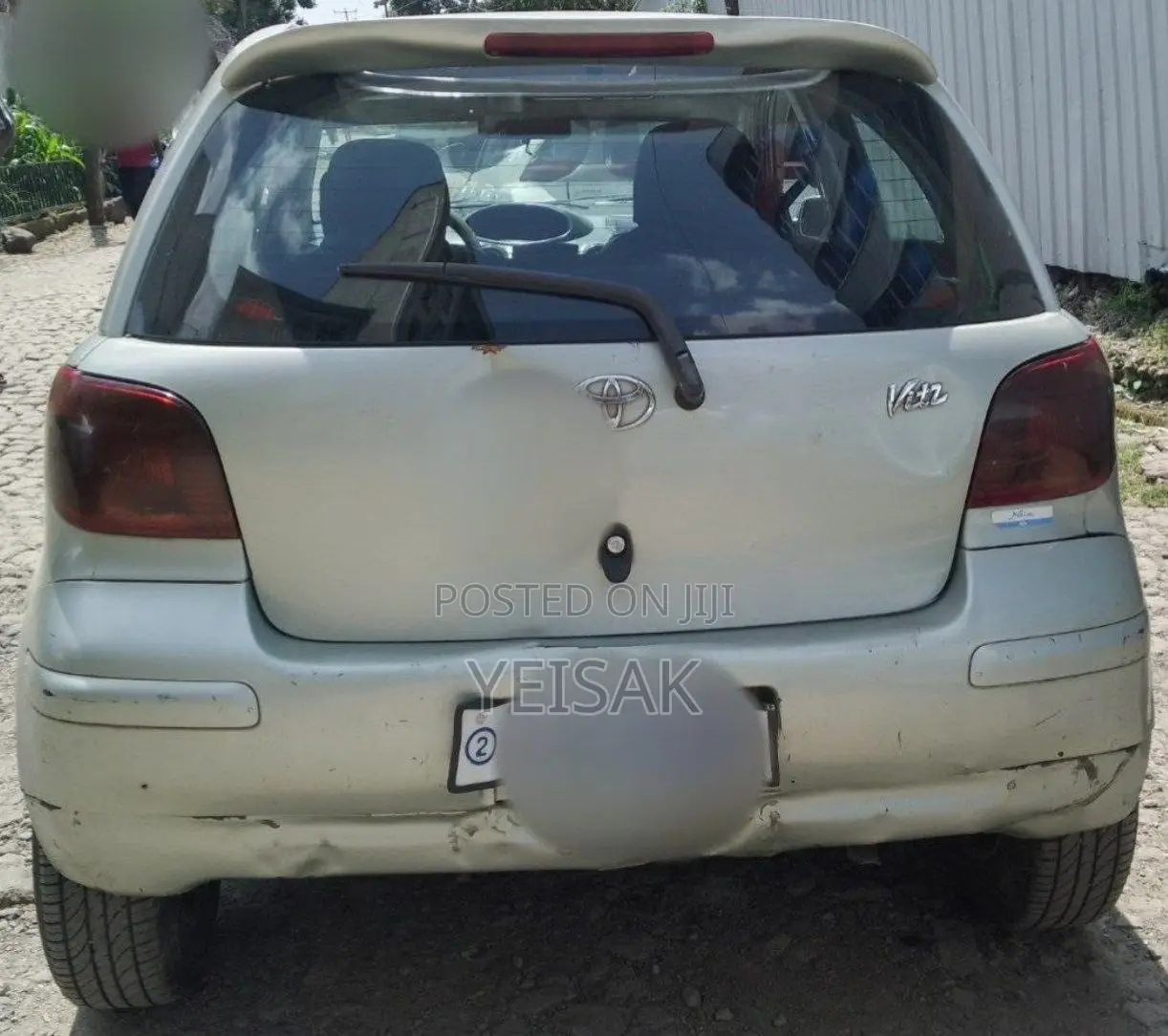 Toyota Vitz 2002 Silver
