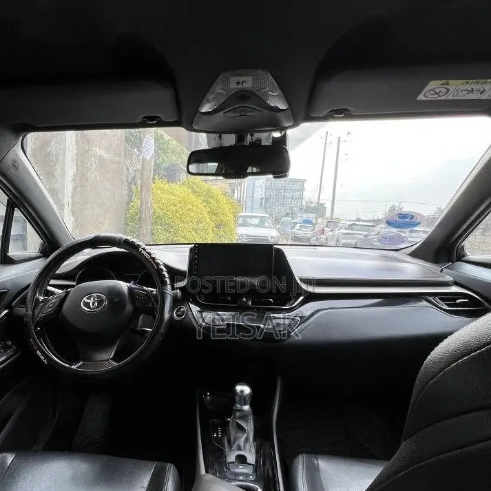 Toyota C-HR 2020 Red