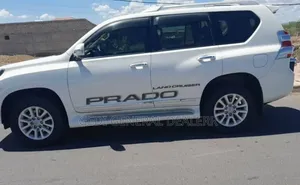 Toyota Land Cruiser Prado 2016 White