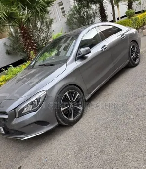 Mercedes-Benz CLA-Class 2017 Silver