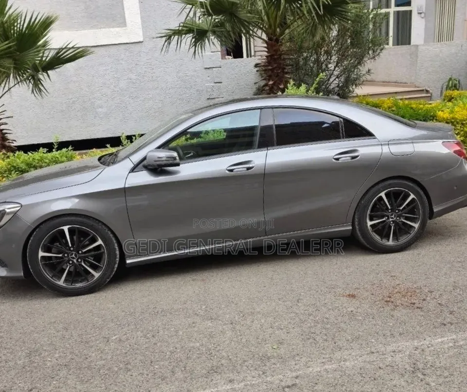Mercedes-Benz CLA-Class 2017 Silver