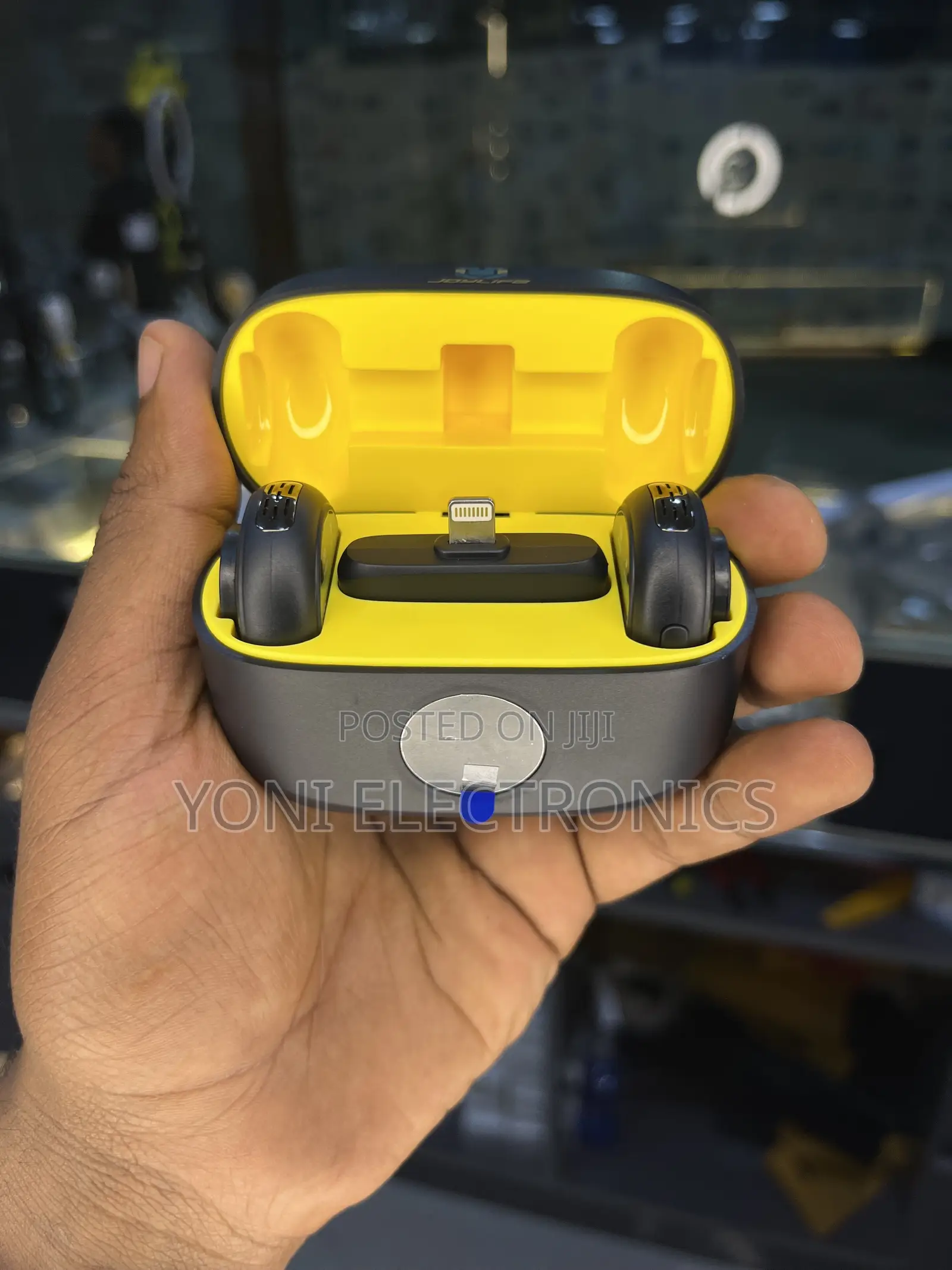 Joyroom/Joylife K31Pro 2.4G Wireless Collar Clip Button Microphone