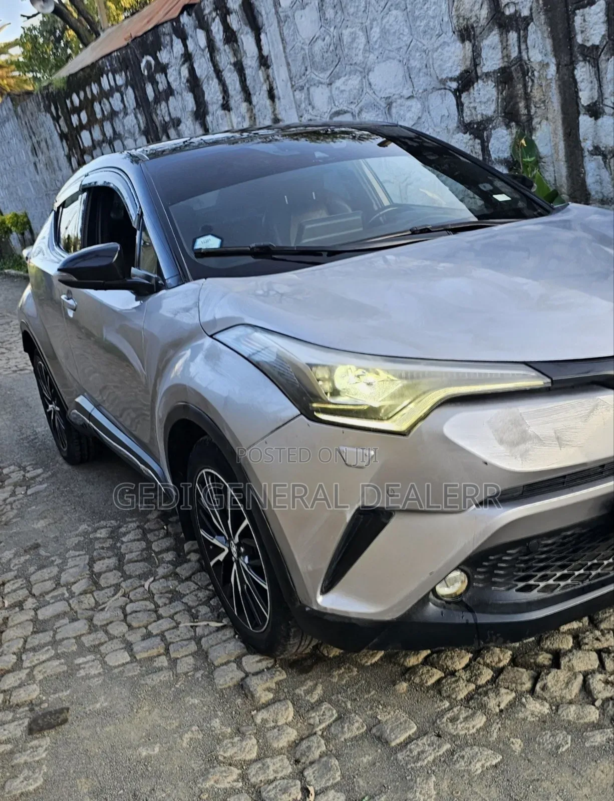 Toyota C-HR 2017 Silver