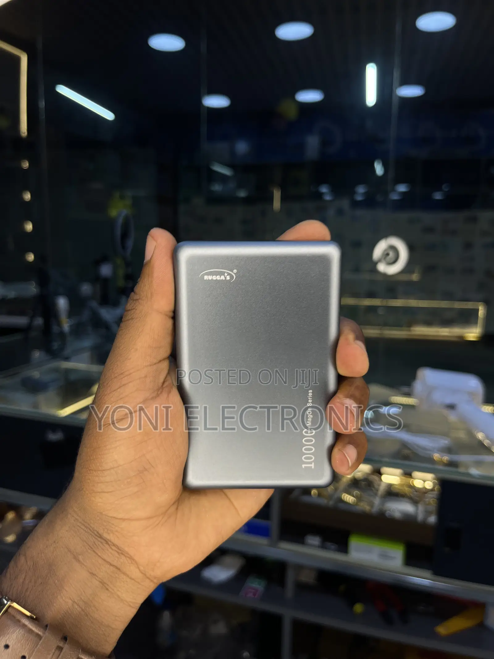 Rugga's MagOn Series 10,000mAh Magnetic Wireless Power Bank