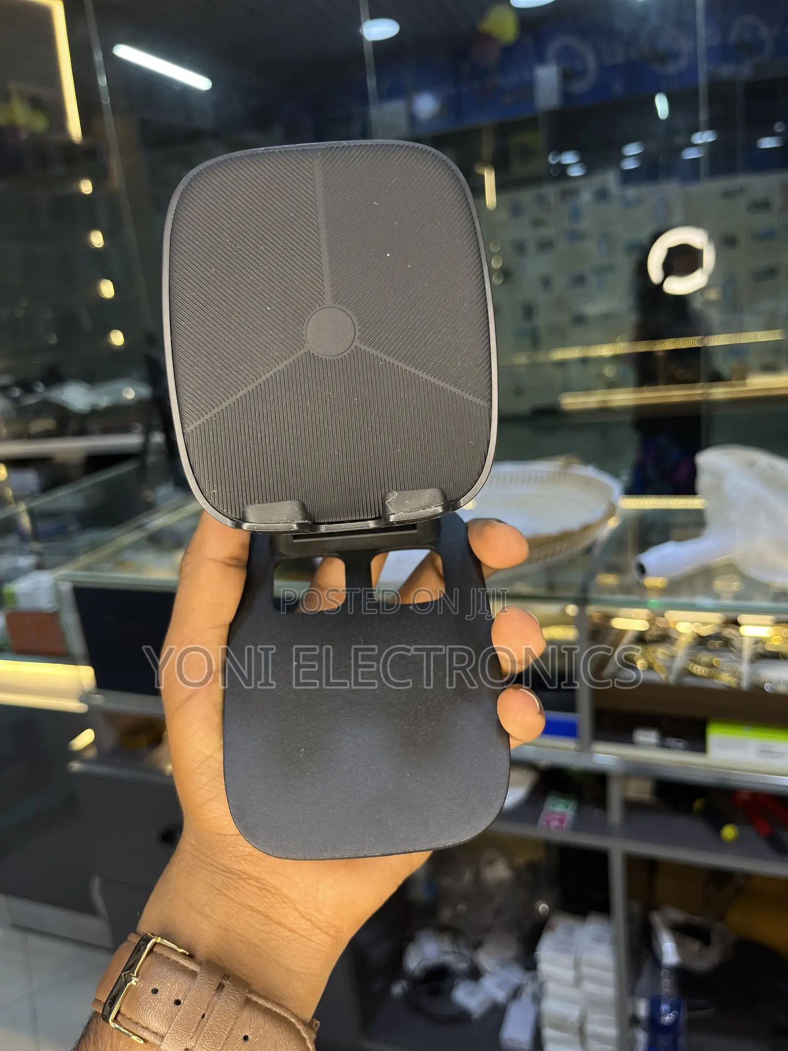 Adjustable Desktop Mobile Phone Holder (Model Z01)