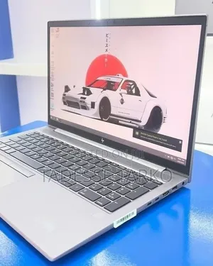 New Laptop HP ZBook Firefly G8 16GB Intel Core i7 SSD 512GB