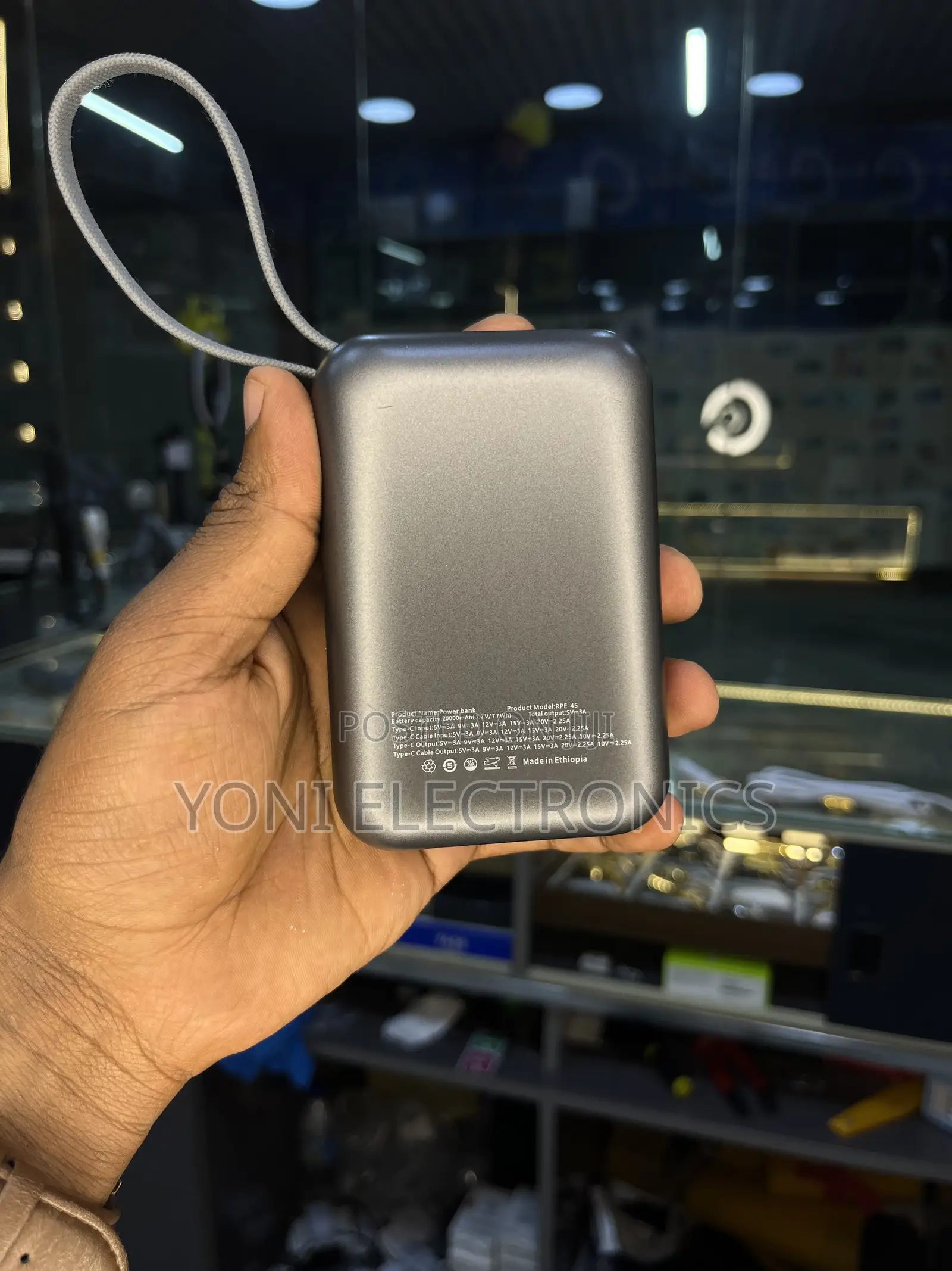 Rugga's 45W 20,000mAh Fast Charging Power Bank