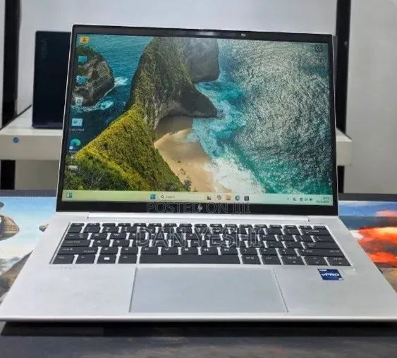 New Laptop HP EliteBook 840 G9 16GB Intel Core i7 SSD 512GB