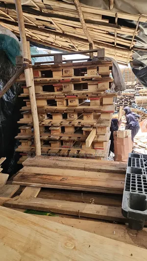 Pallets New Stok and Water Supply