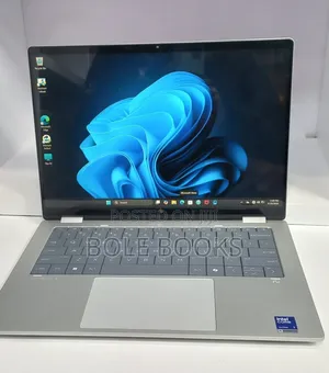 New Laptop HP OmniBook 5 Flip 16GB Intel Core Ultra 7 SSD 1T