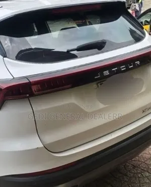 Jetour X70 Plus 1.6 6-Seater FWD 2022 White