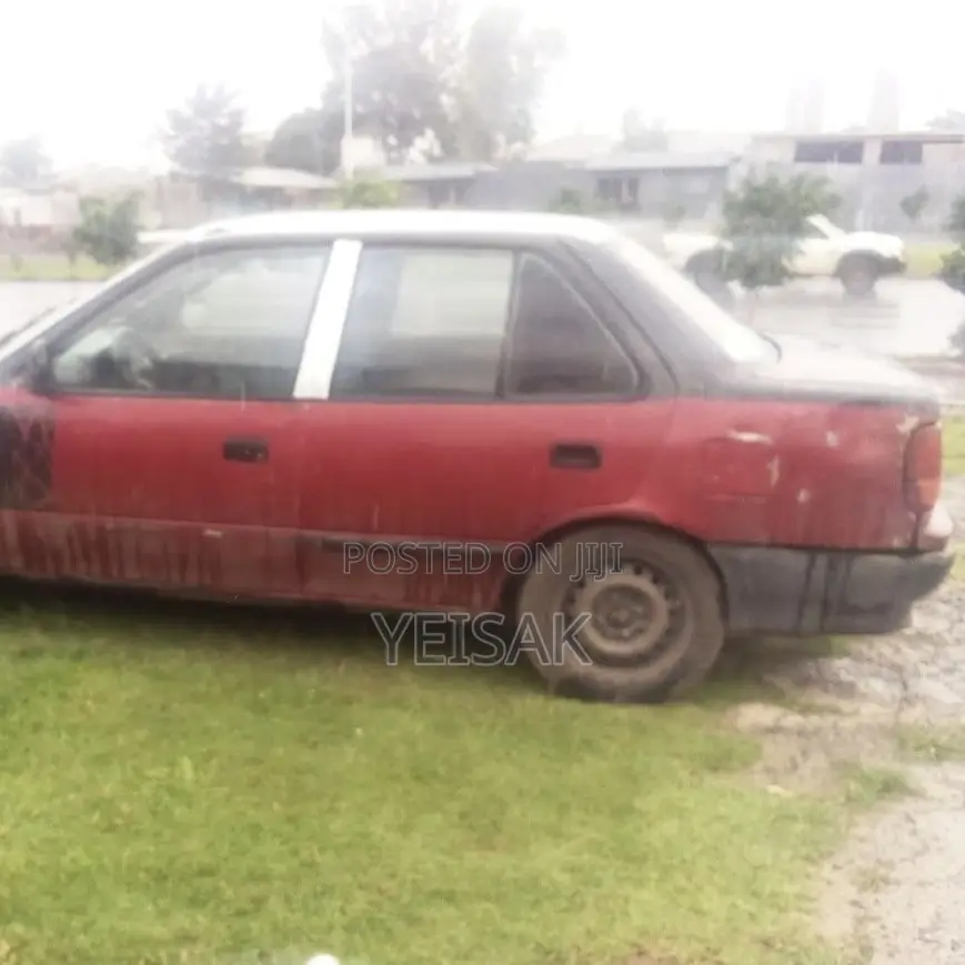 Suzuki Swift 1990 Red