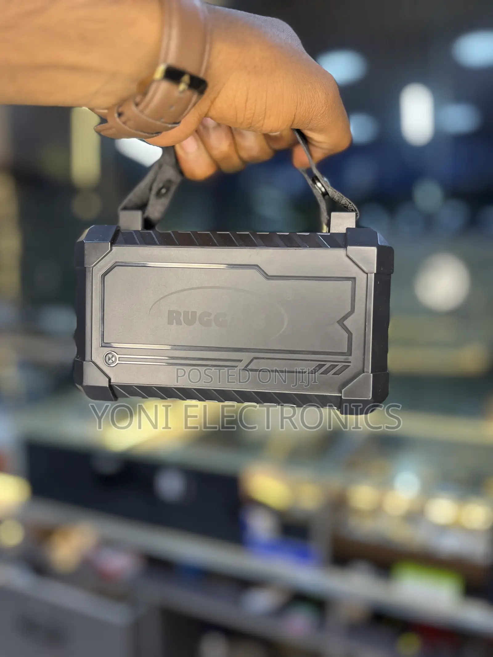 Rugga's HMA-60 60,000mAh 22.5W Power Bank With Built-in Cables